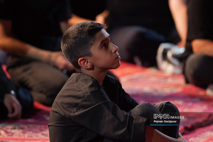 عزاداری شب ششم محرم در هیئت انصارالمهدی(عج)