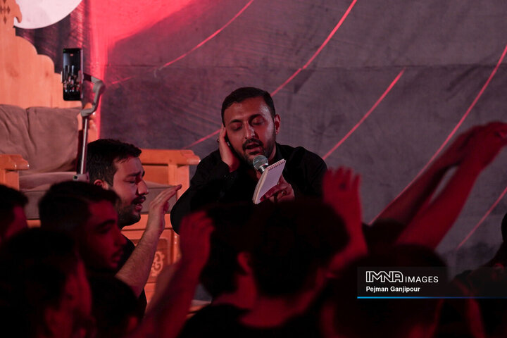 عزاداری شب ششم محرم در هیئت انصارالمهدی(عج)