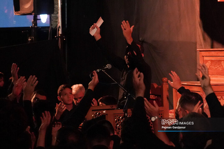 عزاداری شب ششم محرم در هیئت انصارالمهدی(عج)