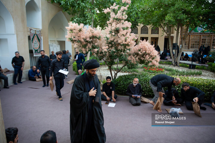 روضه امام حسین(ع) در خانه تاریخی شیخ الاسلام