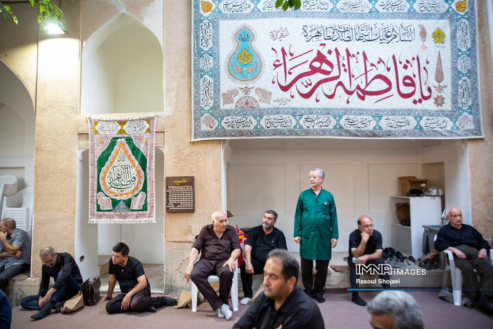 روضه امام حسین(ع) در خانه تاریخی شیخ الاسلام