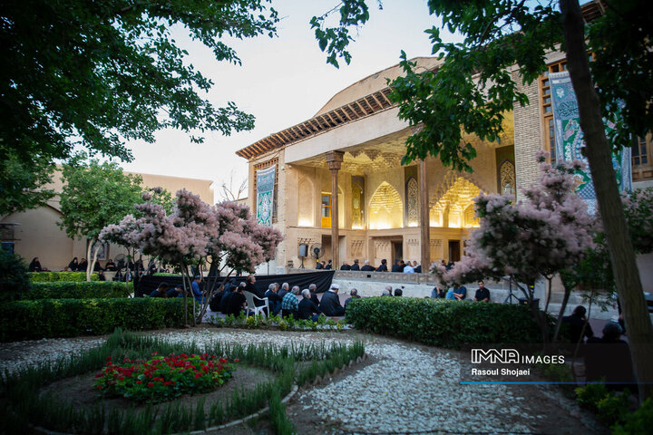 روضه امام حسین(ع) در خانه تاریخی شیخ الاسلام