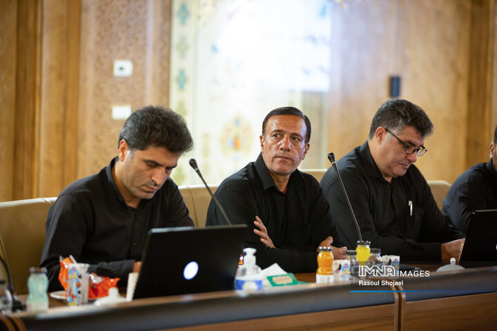 نشست هم اندیشی اعضای شورای اسلامی استان و رؤسای شوراهای شهرستان‌های استان اصفهان