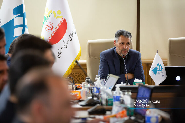 نشست هم اندیشی اعضای شورای اسلامی استان و رؤسای شوراهای شهرستان‌های استان اصفهان