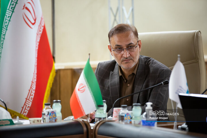 نشست هم اندیشی اعضای شورای اسلامی استان و رؤسای شوراهای شهرستان‌های استان اصفهان