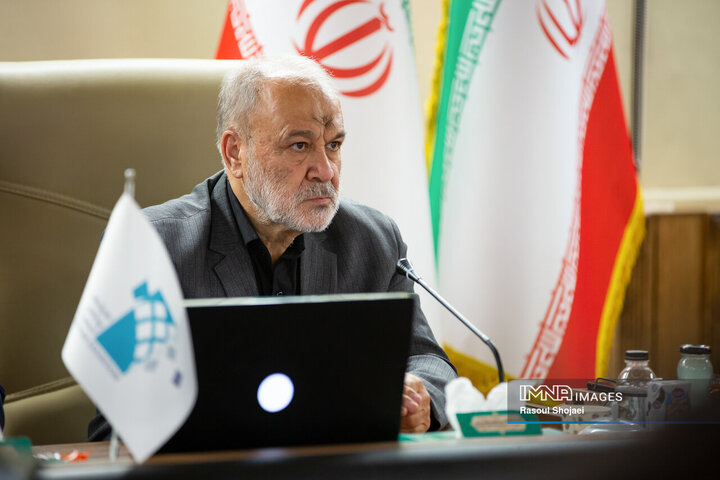 نشست هم اندیشی اعضای شورای اسلامی استان و رؤسای شوراهای شهرستان‌های استان اصفهان