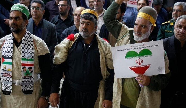 فیلم| ادای احترام مردم یاسوج به شهدای اقتدار