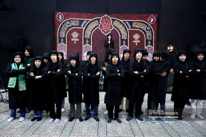 سوگواره «احلی من العسل» در همدان