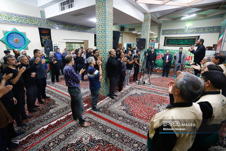 ویژه برنامه «ایران حسین» در پایانه مسافربری کاوه