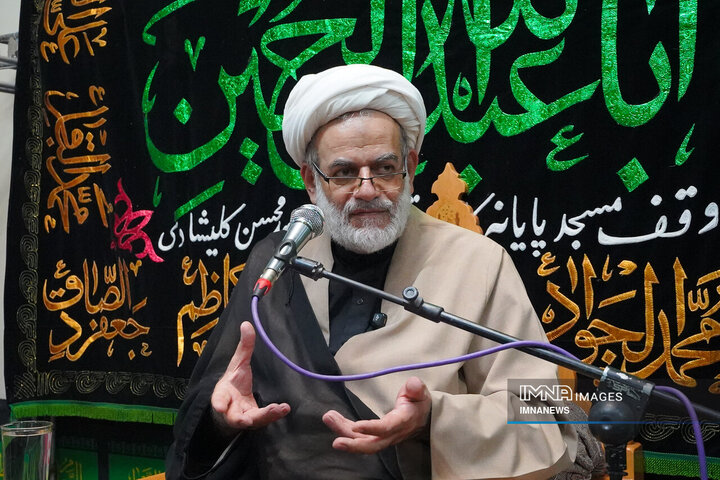 ویژه برنامه «ایران حسین» در پایانه مسافربری کاوه