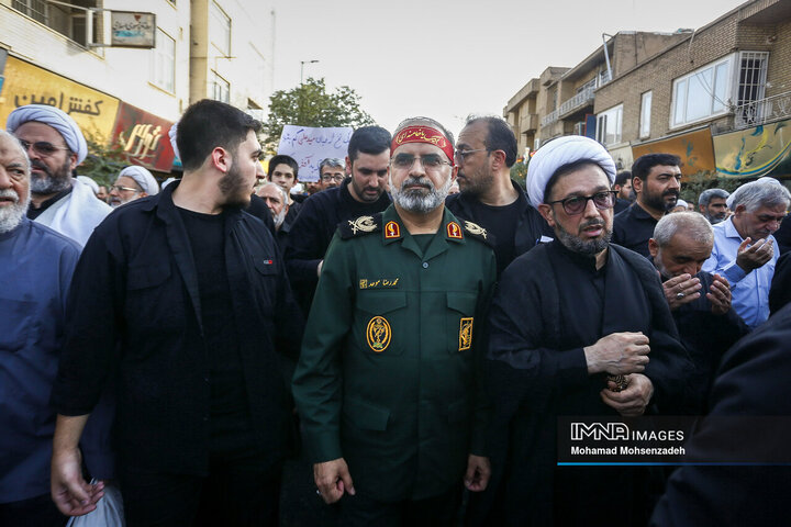 تجمع کفن پوشان قم در حمایت از مقام ولایت و مرجعیت شیعه