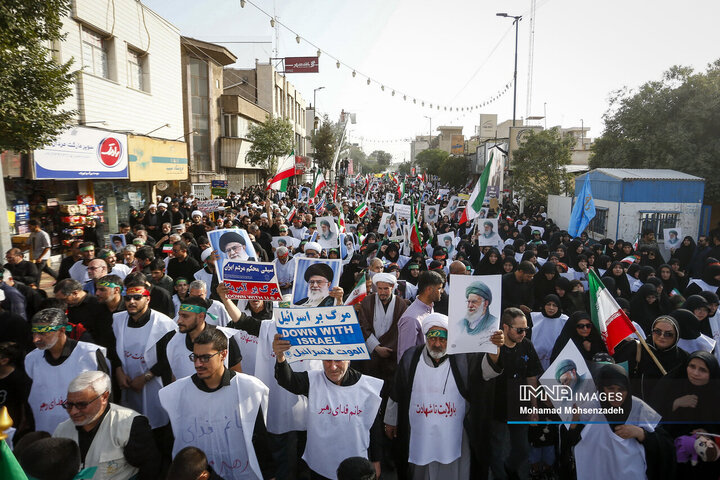 تجمع کفن پوشان قم در حمایت از مقام ولایت و مرجعیت شیعه