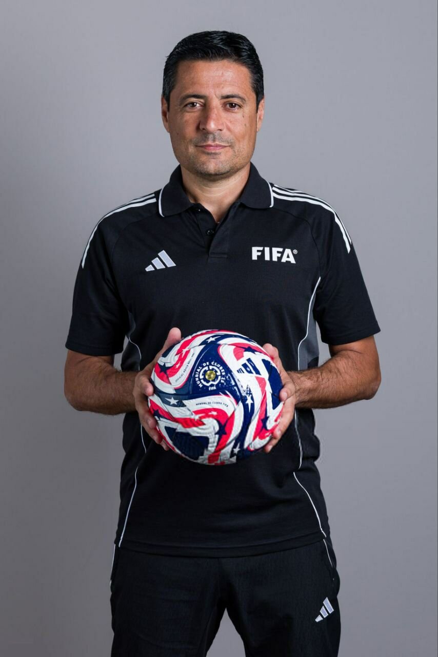 سوت بازی پالمیراس و چلسی در دست علیرضا فغانی