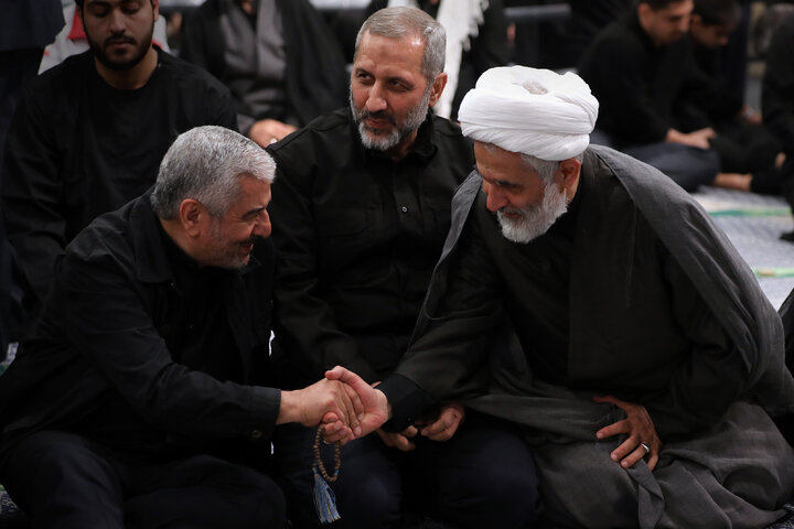 مراسم عزاداری ایام شهادت حضرت اباعبدالله الحسین(ع) در حسینیه امام خمینی(ره)