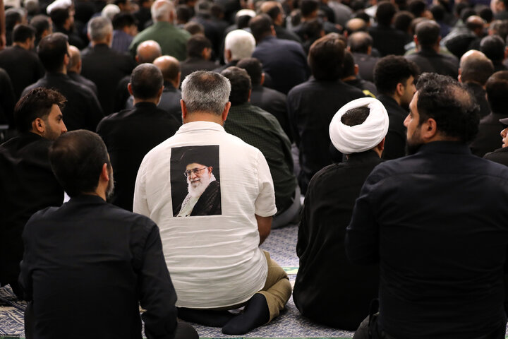 مراسم عزاداری ایام شهادت حضرت اباعبدالله الحسین(ع) در حسینیه امام خمینی(ره)