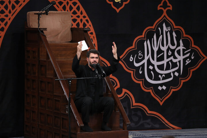 مراسم عزاداری ایام شهادت حضرت اباعبدالله الحسین(ع) در حسینیه امام خمینی(ره)