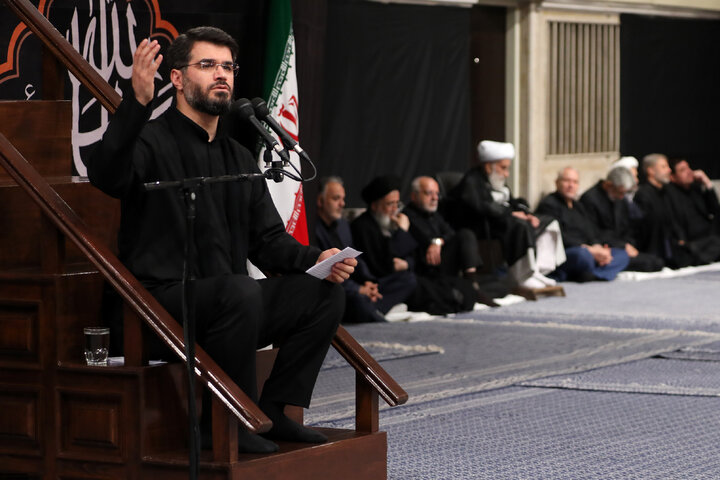 مراسم عزاداری ایام شهادت حضرت اباعبدالله الحسین(ع) در حسینیه امام خمینی(ره)