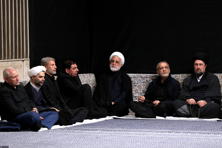 مراسم عزاداری ایام شهادت حضرت اباعبدالله الحسین(ع) در حسینیه امام خمینی(ره)