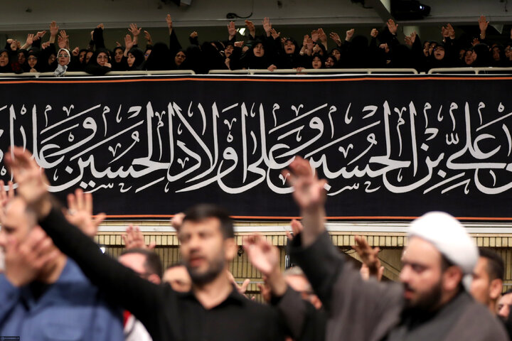 مراسم عزاداری ایام شهادت حضرت اباعبدالله الحسین(ع) در حسینیه امام خمینی(ره)