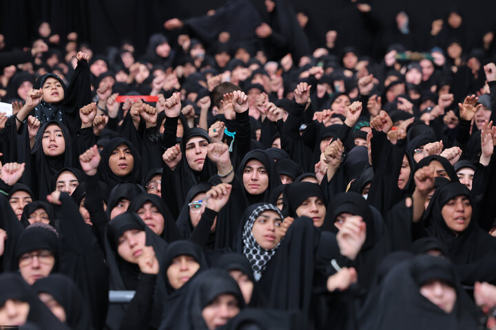 مراسم عزاداری ایام شهادت حضرت اباعبدالله الحسین(ع) در حسینیه امام خمینی(ره)