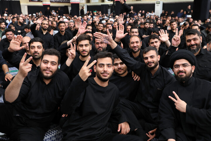 مراسم عزاداری ایام شهادت حضرت اباعبدالله الحسین(ع) در حسینیه امام خمینی(ره)