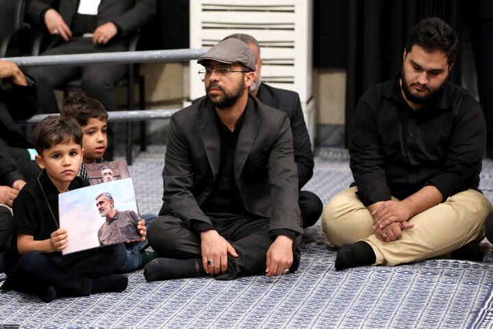 مراسم عزاداری ایام شهادت حضرت اباعبدالله الحسین(ع) در حسینیه امام خمینی(ره)