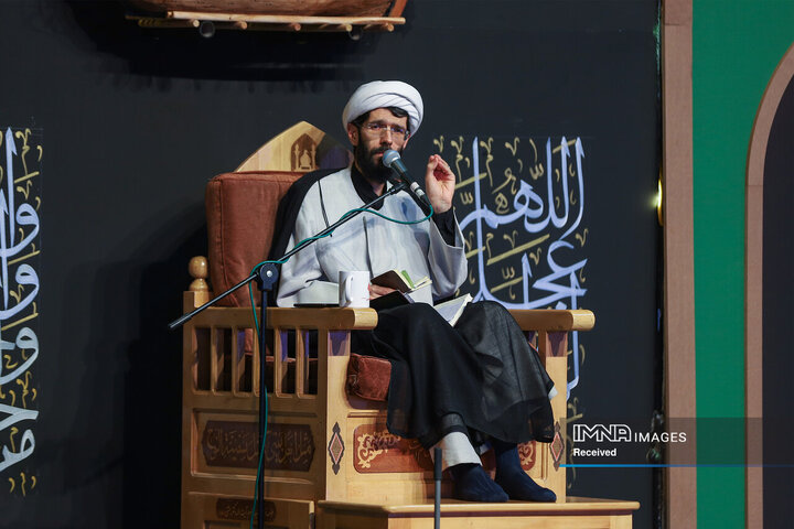 اسلام فردی یا اجتماعی؟ بازخوانی یک مسئله بنیادین در دینداری امروز