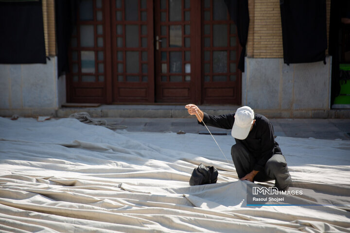 مراسم برافراشتن خیمه‌گاه حسینی امامزاده هارونیه(ع) اصفهان