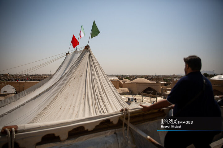 مراسم برافراشتن خیمه‌گاه حسینی امامزاده هارونیه(ع) اصفهان