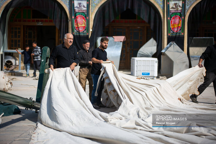 مراسم برافراشتن خیمه‌گاه حسینی امامزاده هارونیه(ع) اصفهان