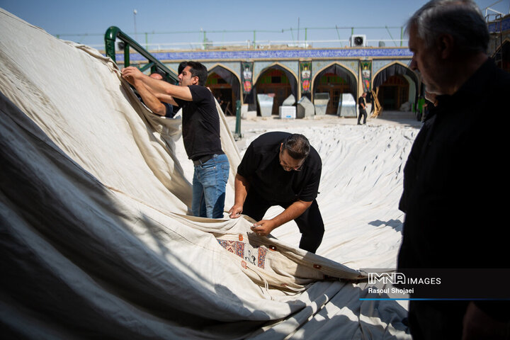 مراسم برافراشتن خیمه‌گاه حسینی امامزاده هارونیه(ع) اصفهان