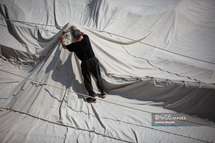 مراسم برافراشتن خیمه‌گاه حسینی امامزاده هارونیه(ع) اصفهان