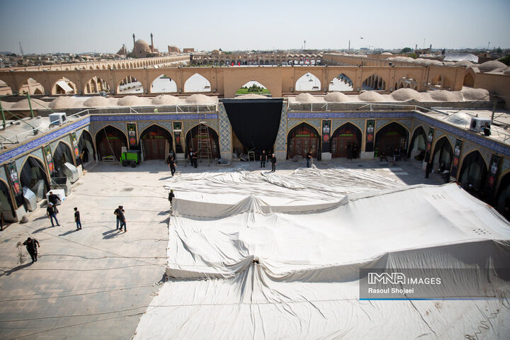 مراسم برافراشتن خیمه‌گاه حسینی امامزاده هارونیه(ع) اصفهان