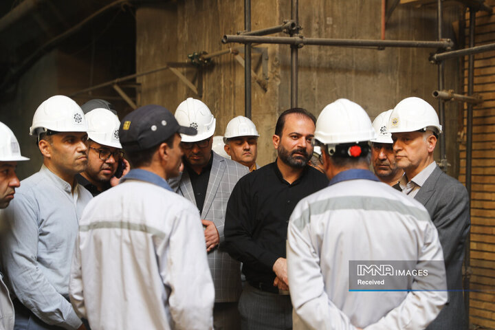 بازدید شهردار اصفهان از پروژه خط 2 مترو