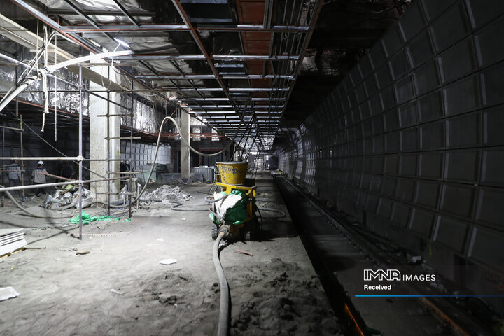 بازدید شهردار اصفهان از پروژه خط 2 مترو