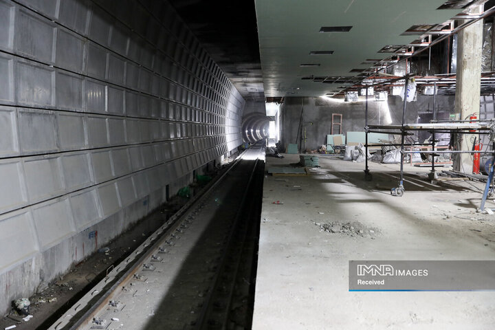 بازدید شهردار اصفهان از پروژه خط 2 مترو