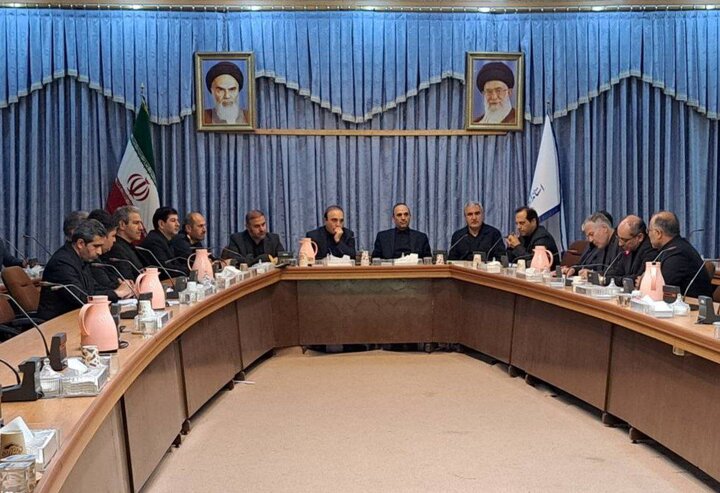 تزریق روزانه مرغ مازاد بر نیاز بازار در ایام پیک مسافر در اردبیل