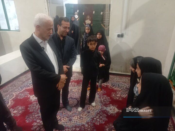 بازدید شهردار اصفهان از هیئت‌ها و مجموعه‌های فرهنگی مذهبی منطقه ۱۱