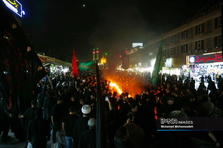 آیین مشعل گردانی نجفی های مقیم قم