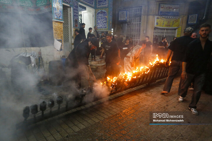 آیین مشعل گردانی نجفی های مقیم قم