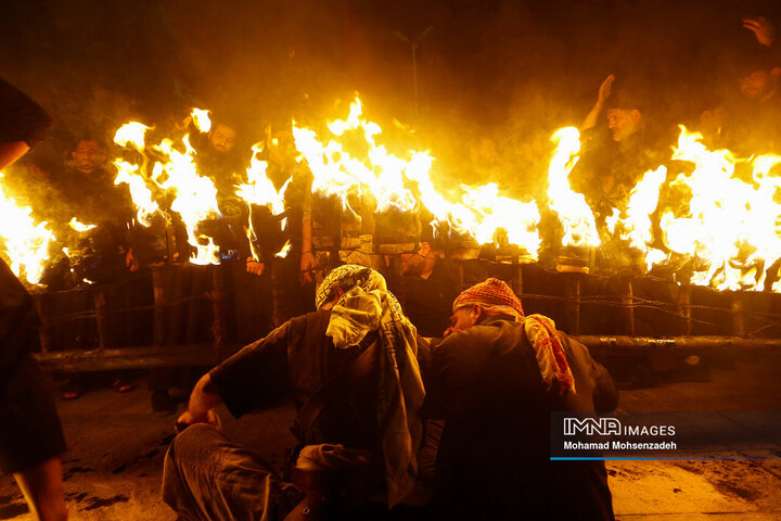 آیین مشعل گردانی نجفی های مقیم قم