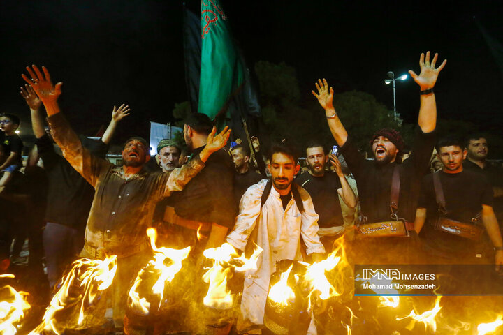 آیین مشعل گردانی نجفی های مقیم قم