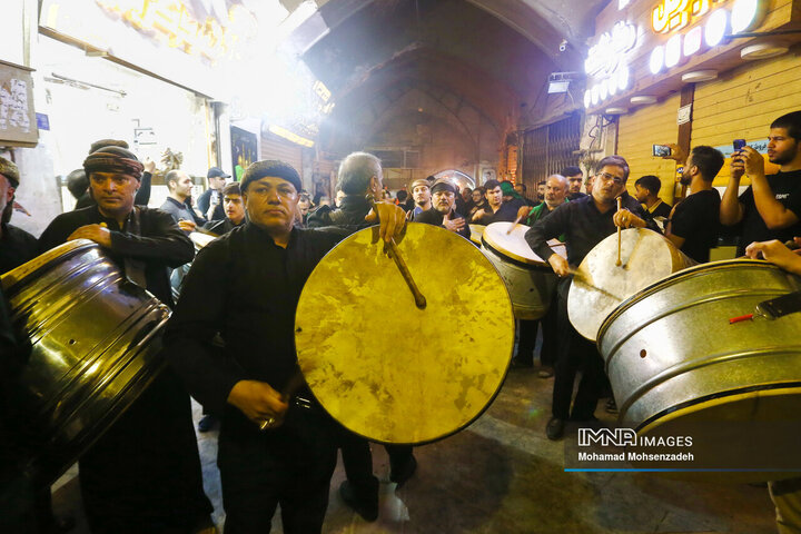 آیین مشعل گردانی نجفی های مقیم قم