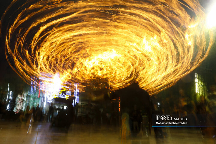 آیین مشعل گردانی نجفی های مقیم قم