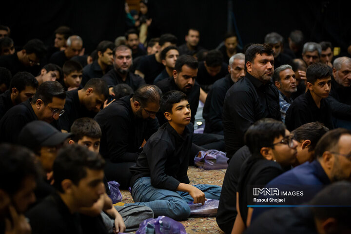 عزاداری دهه اول محرم در مجتمع فرهنگی باران