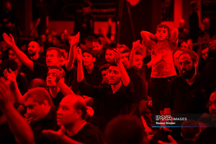 عزاداری دهه اول محرم در مجتمع فرهنگی باران