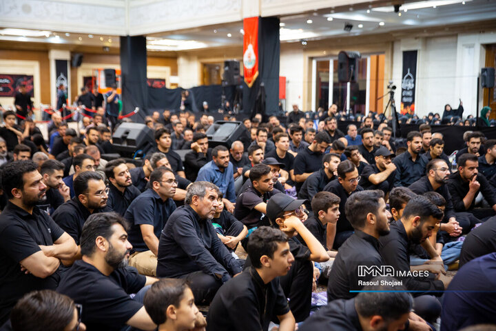 عزاداری دهه اول محرم در مجتمع فرهنگی باران