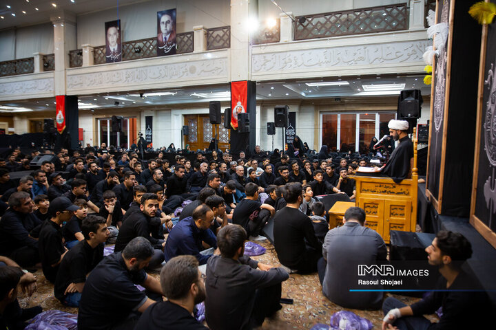 عزاداری دهه اول محرم در مجتمع فرهنگی باران