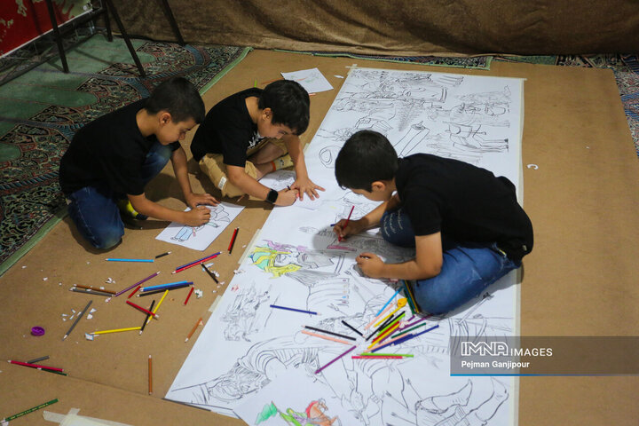 عزاداری شب هشتم محرم در هیئت رزمندگان اسلام