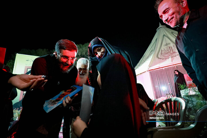 عزاداری شب هشتم محرم در هیئت فدائیان حسین(ع)